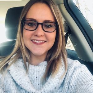 Meet your Posher, Lenae